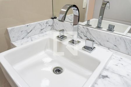 Casa para alugar com 234m², 3 quartos e 3 vagas Casa para alugar com 234m², 3 quartos e 3 vagasBanheiro de Serviço