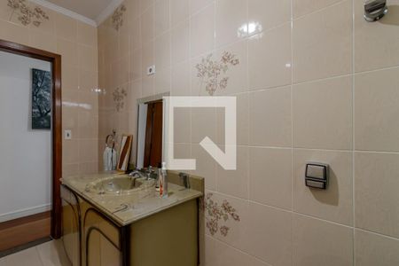 Casa à venda com 240m², 3 quartos e 4 vagasBanheiro