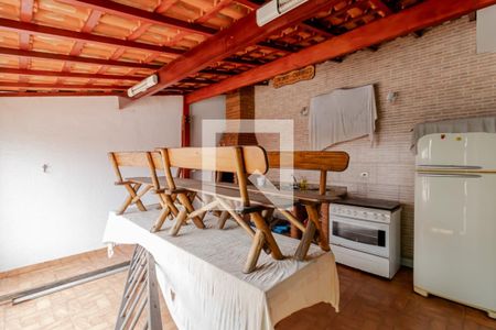 Casa à venda com 240m², 3 quartos e 4 vagasChurrasqueira