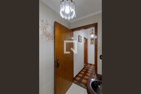 Casa à venda com 240m², 3 quartos e 4 vagasLavabo