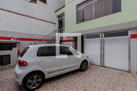 Casa à venda com 240m², 3 quartos e 4 vagasGaragem