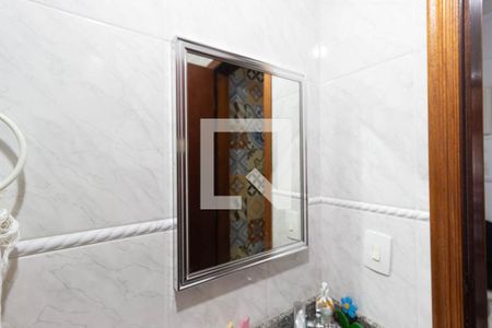 Casa à venda com 120m², 2 quartos e 1 vaga Casa à venda com 120m², 2 quartos e 1 vagaBanheiro