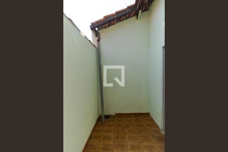 Casa de condomínio à venda com 285m², 4 quartos e 5 vagas Casa de condomínio à venda com 285m², 4 quartos e 5 vagasÁrea de Luz