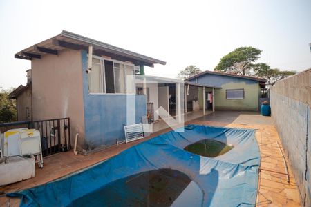 Casa de condomínio à venda com 285m², 4 quartos e 5 vagas Casa de condomínio à venda com 285m², 4 quartos e 5 vagasPiscina