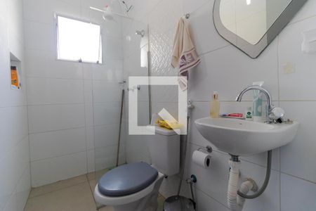 Casa de condomínio à venda com 285m², 4 quartos e 5 vagas Casa de condomínio à venda com 285m², 4 quartos e 5 vagasBanheiro