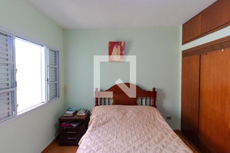 Casa de condomínio à venda com 285m², 4 quartos e 5 vagas Casa de condomínio à venda com 285m², 4 quartos e 5 vagasSuíte 02