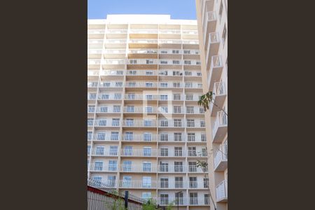 Apartamento à venda com 28m², 1 quarto e sem vaga Apartamento à venda com 28m², 1 quarto e sem vagaFachada