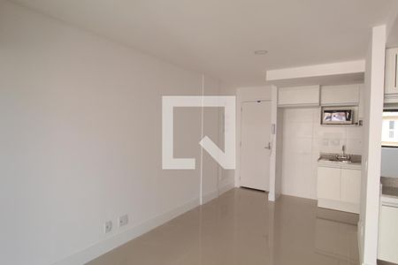 Sala/Quarto de apartamento para alugar com 1 quarto, 45m² em Freguesia de Jacarepaguá, Rio de Janeiro
