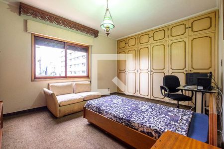 Apartamento à venda com 234m², 3 quartos e 1 vaga Apartamento à venda com 234m², 3 quartos e 1 vagaQuarto 2