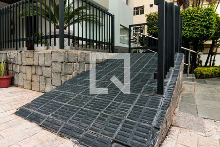 Apartamento à venda com 90m², 2 quartos e 1 vagaRampa de Acesso da Entrada