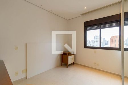 Apartamento à venda com 374m², 4 quartos e 6 vagas Apartamento à venda com 374m², 4 quartos e 6 vagasSuíte 2