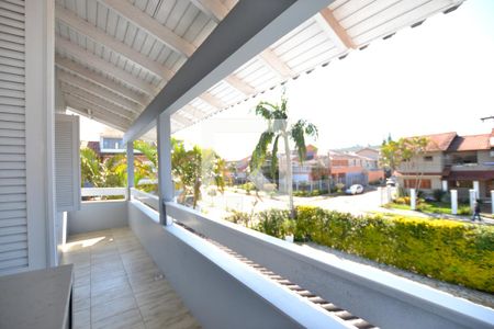 Casa à venda com 287m², 4 quartos e 2 vagasVaranda da Suíte