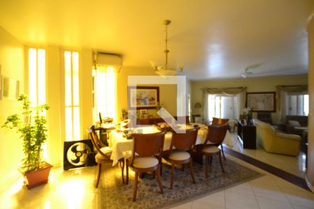 Casa à venda com 287m², 4 quartos e 2 vagasSala de Jantar