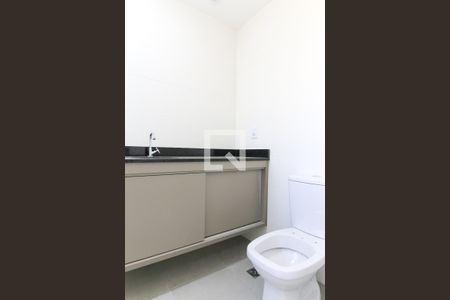 Banheiro da Suíte de apartamento para alugar com 2 quartos, 55m² em Conjunto Residencial Trinta E Um de Março, São José dos Campos