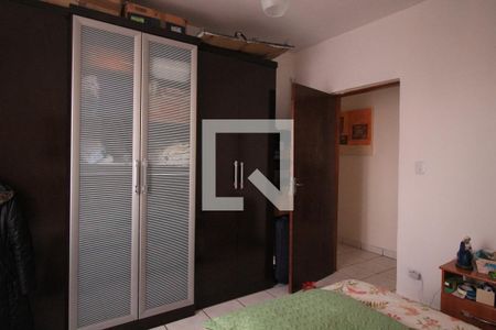 Casa à venda com 340m², 2 quartos e 2 vagasQuarto 2