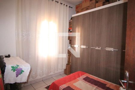 Casa à venda com 340m², 2 quartos e 2 vagasQuarto 1