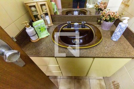 Casa à venda com 158m², 3 quartos e 4 vagasBanheiro