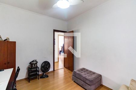 Casa à venda com 158m², 3 quartos e 4 vagasQuarto 2