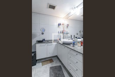 Apartamento à venda com 101m², 1 quarto e 1 vagaBanheiro da suíte