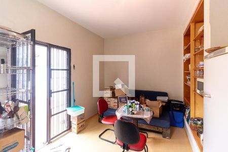 Casa à venda com 217m², 3 quartos e 2 vagas Casa à venda com 217m², 3 quartos e 2 vagasQuarto 3