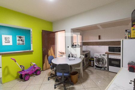 Casa à venda com 270m², 4 quartos e 1 vagaCozinha 2