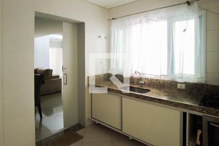 Casa à venda com 242m², 3 quartos e 5 vagasCozinha