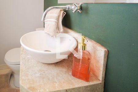 Casa à venda com 242m², 3 quartos e 5 vagasLavabo