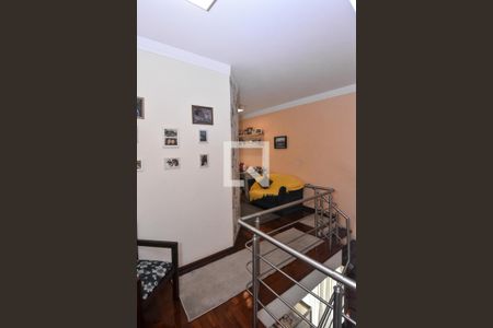 Casa à venda com 660m², 3 quartos e 6 vagas Casa à venda com 660m², 3 quartos e 6 vagasCorredor