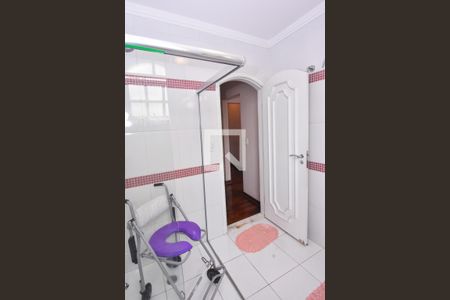 Casa à venda com 660m², 3 quartos e 6 vagas Casa à venda com 660m², 3 quartos e 6 vagasBanheiro da Suíte 2