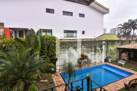 Casa à venda com 660m², 3 quartos e 6 vagas Casa à venda com 660m², 3 quartos e 6 vagasvista da Sacada