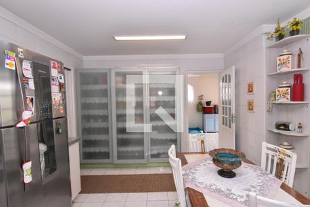 Casa à venda com 660m², 3 quartos e 6 vagas Casa à venda com 660m², 3 quartos e 6 vagasCozinha