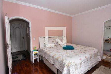 Casa à venda com 660m², 3 quartos e 6 vagas Casa à venda com 660m², 3 quartos e 6 vagasSuíte master