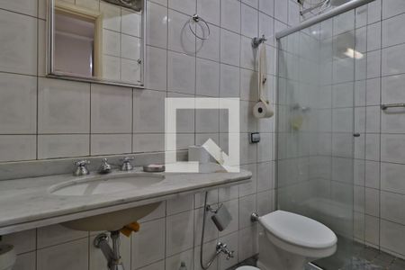 Casa à venda com 107m², 3 quartos e 2 vagasBanheiro