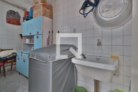 Casa à venda com 107m², 3 quartos e 2 vagasÁrea de Serviço