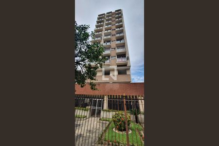 Apartamento à venda com 67m², 2 quartos e 3 vagas Apartamento à venda com 67m², 2 quartos e 3 vagasFachada