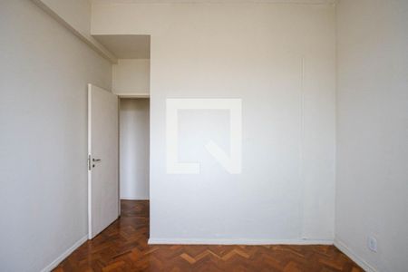 Apartamento à venda com 67m², 2 quartos e 3 vagas Apartamento à venda com 67m², 2 quartos e 3 vagasQuarto 2