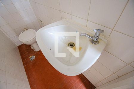 Apartamento à venda com 67m², 2 quartos e 3 vagas Apartamento à venda com 67m², 2 quartos e 3 vagasBanheiro de Serviço