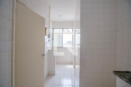 Apartamento à venda com 67m², 2 quartos e 3 vagas Apartamento à venda com 67m², 2 quartos e 3 vagasCozinha