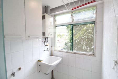 Apartamento para alugar com 67m², 2 quartos e 1 vagaÁrea de Serviço