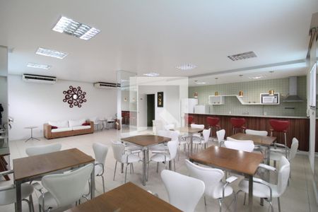 Apartamento para alugar com 67m², 2 quartos e 1 vagaÁrea comum - Salão de festas