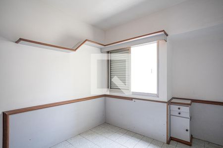 Apartamento à venda com 106m², 4 quartos e 1 vagaQuarto 2