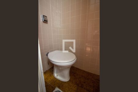 Apartamento para alugar com 73m², 2 quartos e 1 vaga Apartamento para alugar com 73m², 2 quartos e 1 vagaBanheiro de Serviço