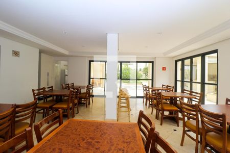 Apartamento à venda com 118m², 4 quartos e 3 vagas Apartamento à venda com 118m², 4 quartos e 3 vagasÁrea comum - Salão de festas