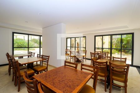 Apartamento à venda com 118m², 4 quartos e 3 vagas Apartamento à venda com 118m², 4 quartos e 3 vagasÁrea comum - Salão de festas