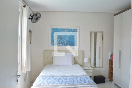 Casa à venda com 200m², 3 quartos e 2 vagasQuarto Edicula