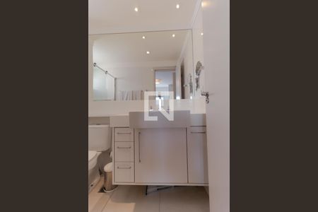 Apartamento à venda com 198m², 3 quartos e 3 vagasBanheiro da Suíte