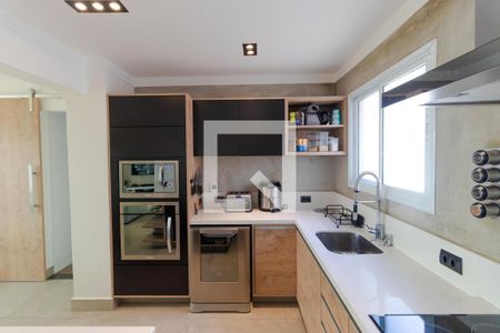 Apartamento à venda com 198m², 3 quartos e 3 vagasCozinha
