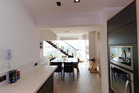 Apartamento à venda com 198m², 3 quartos e 3 vagasCozinha