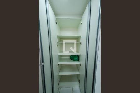 Apartamento à venda com 111m², 3 quartos e 3 vagas Apartamento à venda com 111m², 3 quartos e 3 vagasQuarto de serviço