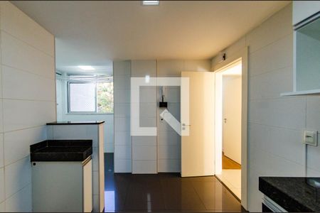 Apartamento à venda com 111m², 3 quartos e 3 vagas Apartamento à venda com 111m², 3 quartos e 3 vagasCozinha